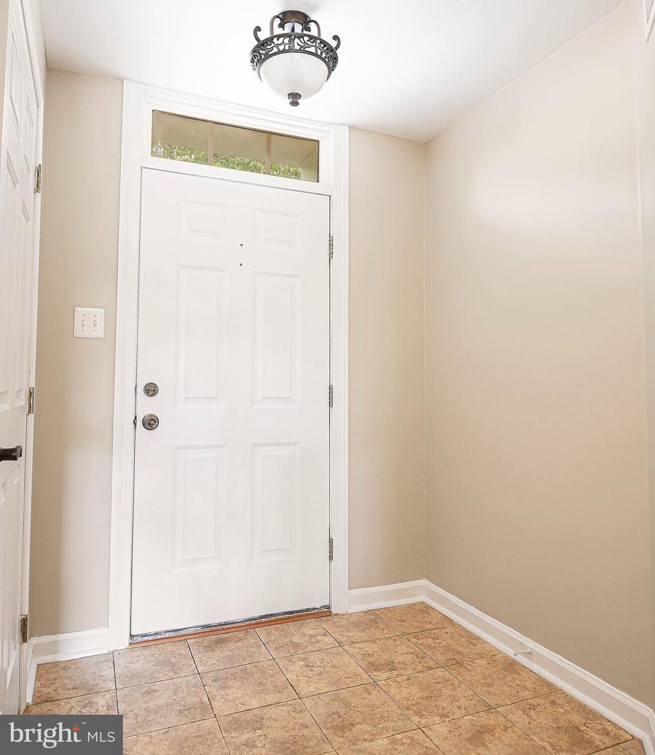 9745 Harvester Cir #9745 Property Photo 5