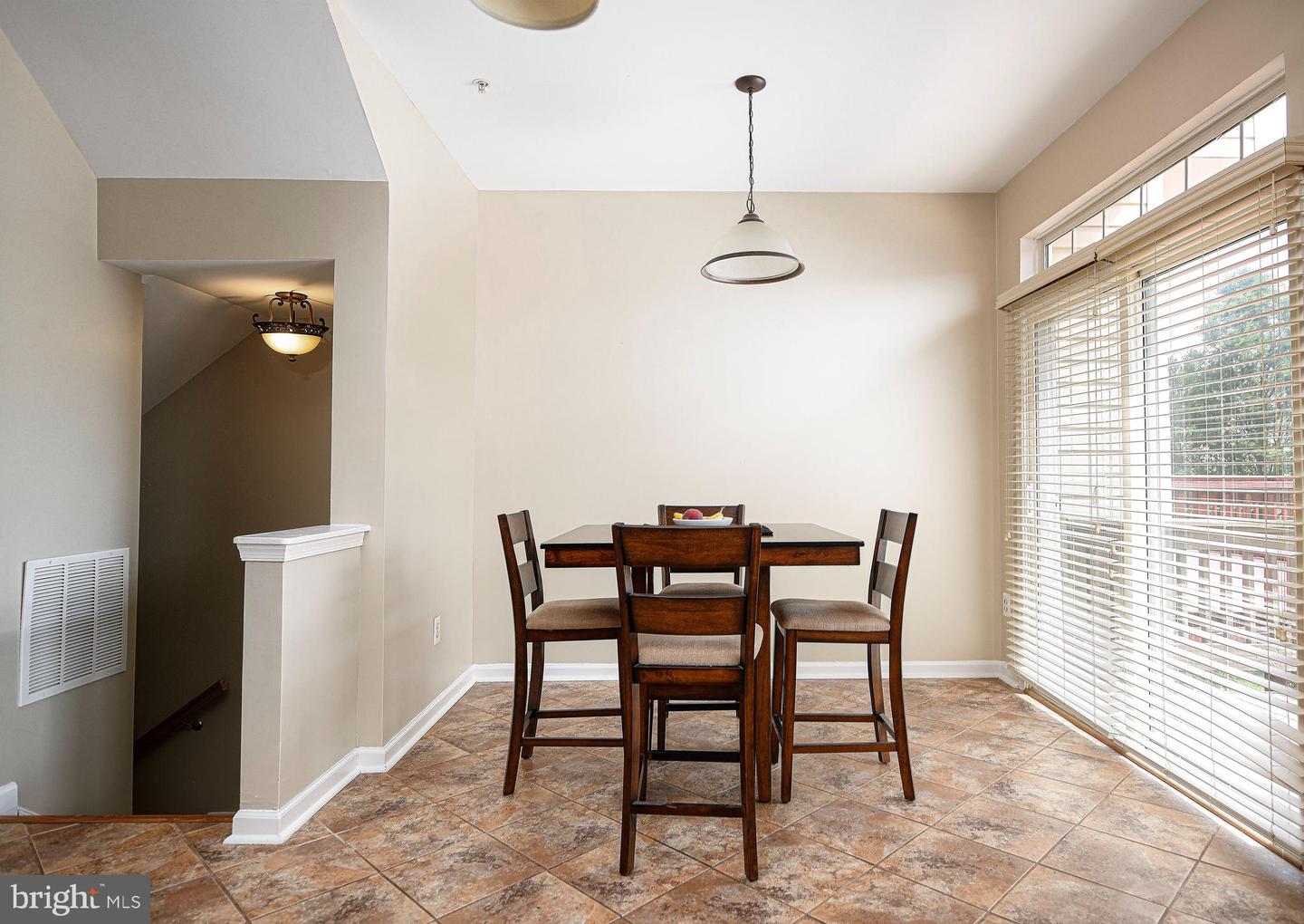 9745 Harvester Cir #9745 Property Photo 14