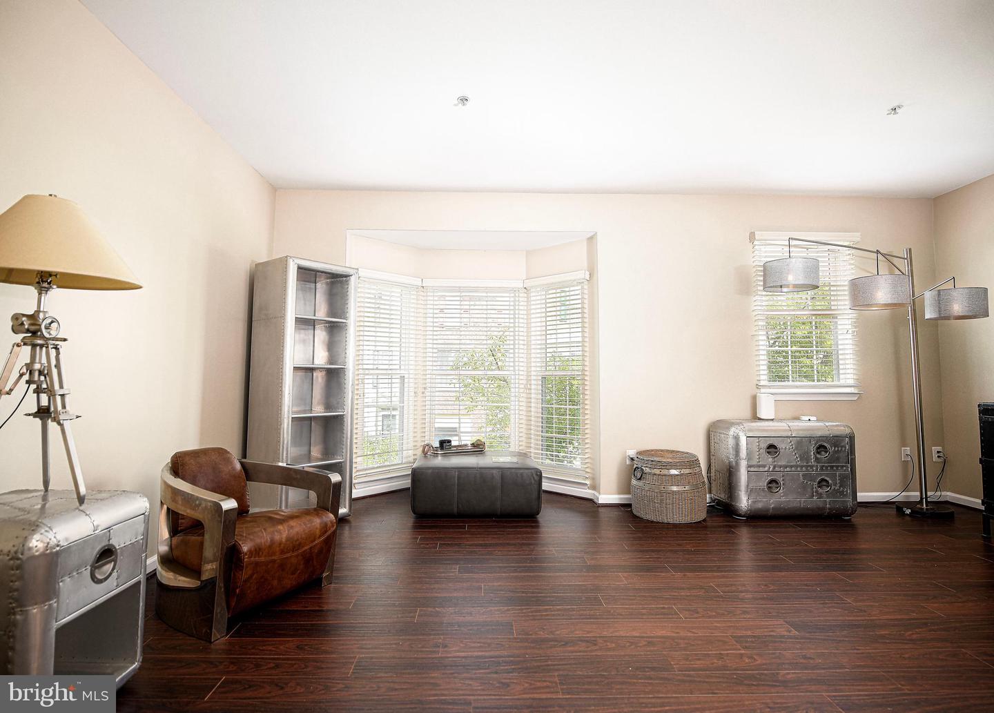 9745 Harvester Cir #9745 Property Photo 18