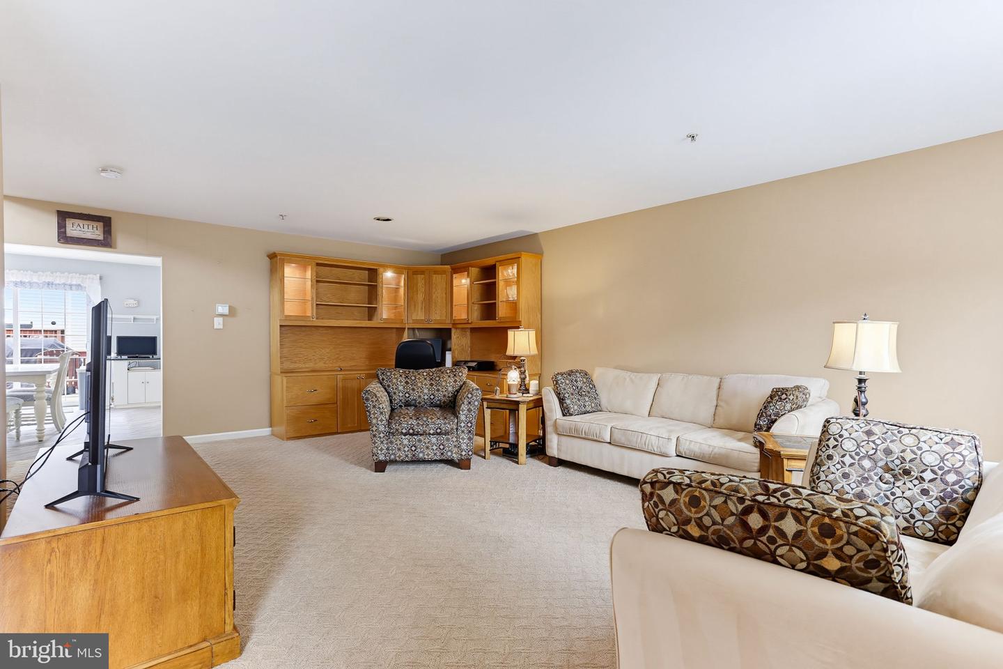 4607 Ashforth Way Property Photo 6