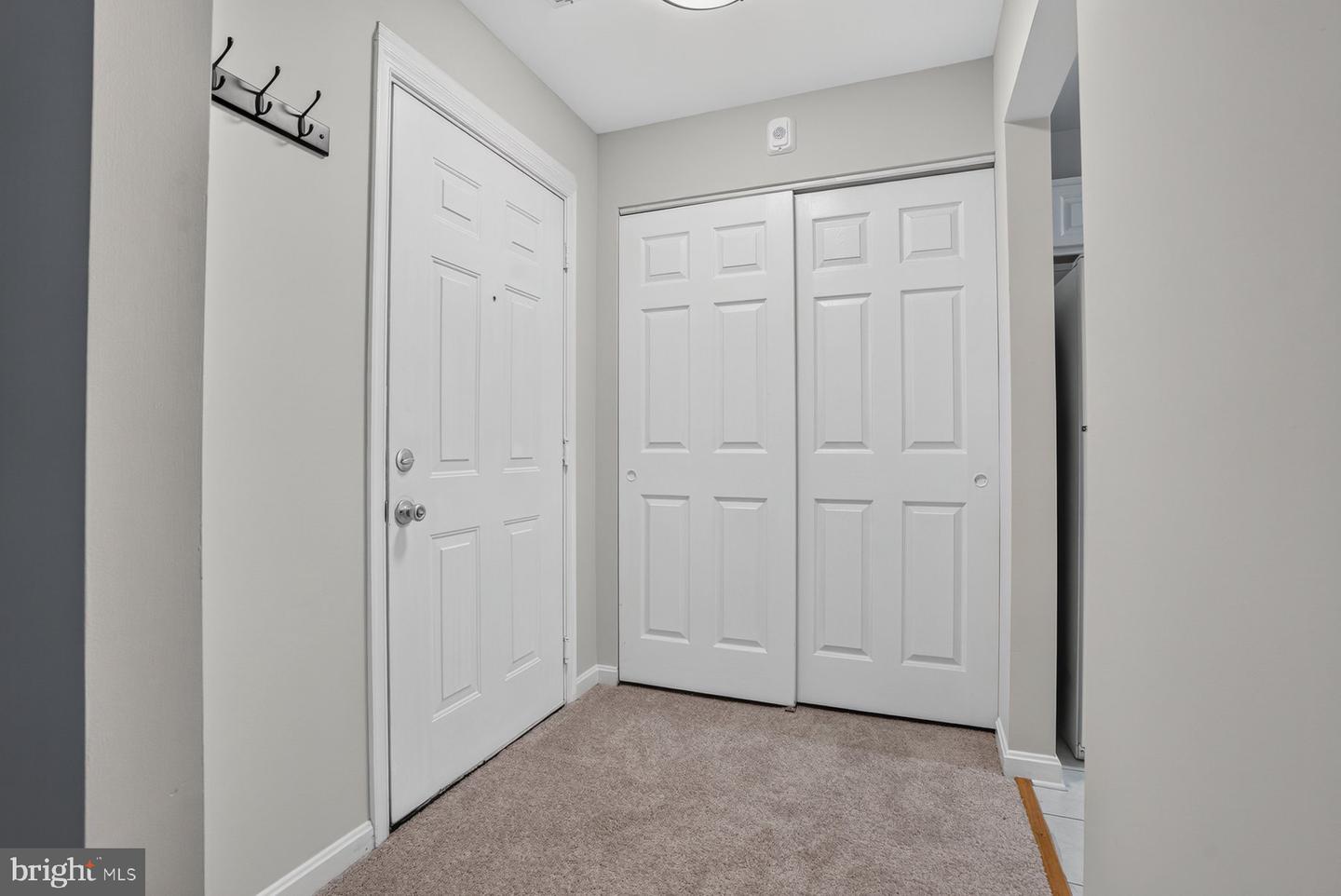 3905 Darleigh Rd #g Property Photo 3