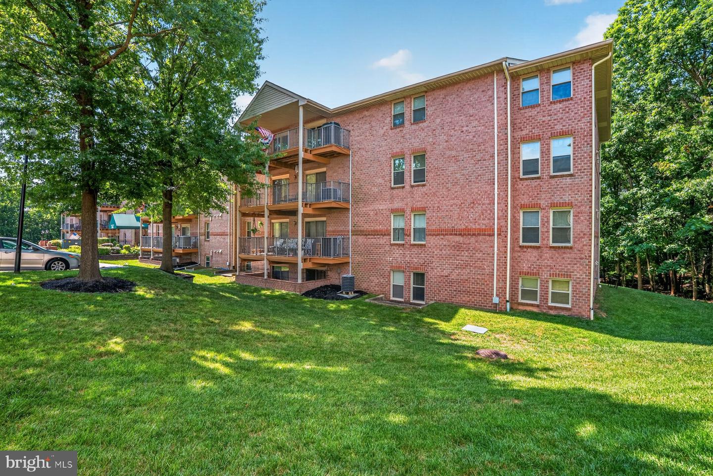 3905 Darleigh Rd #g Property Photo 31