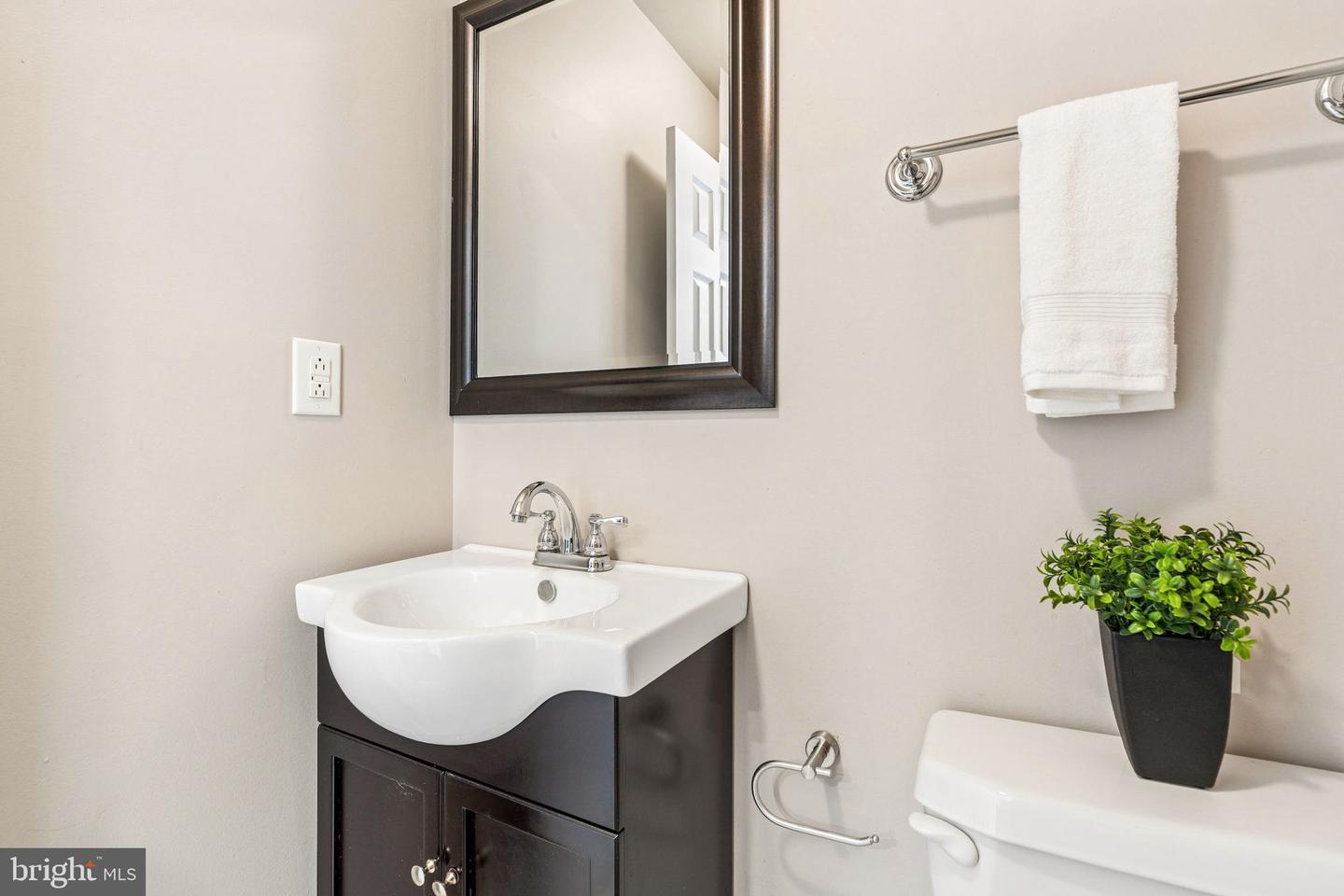 3820 Rolling Way Property Photo 11