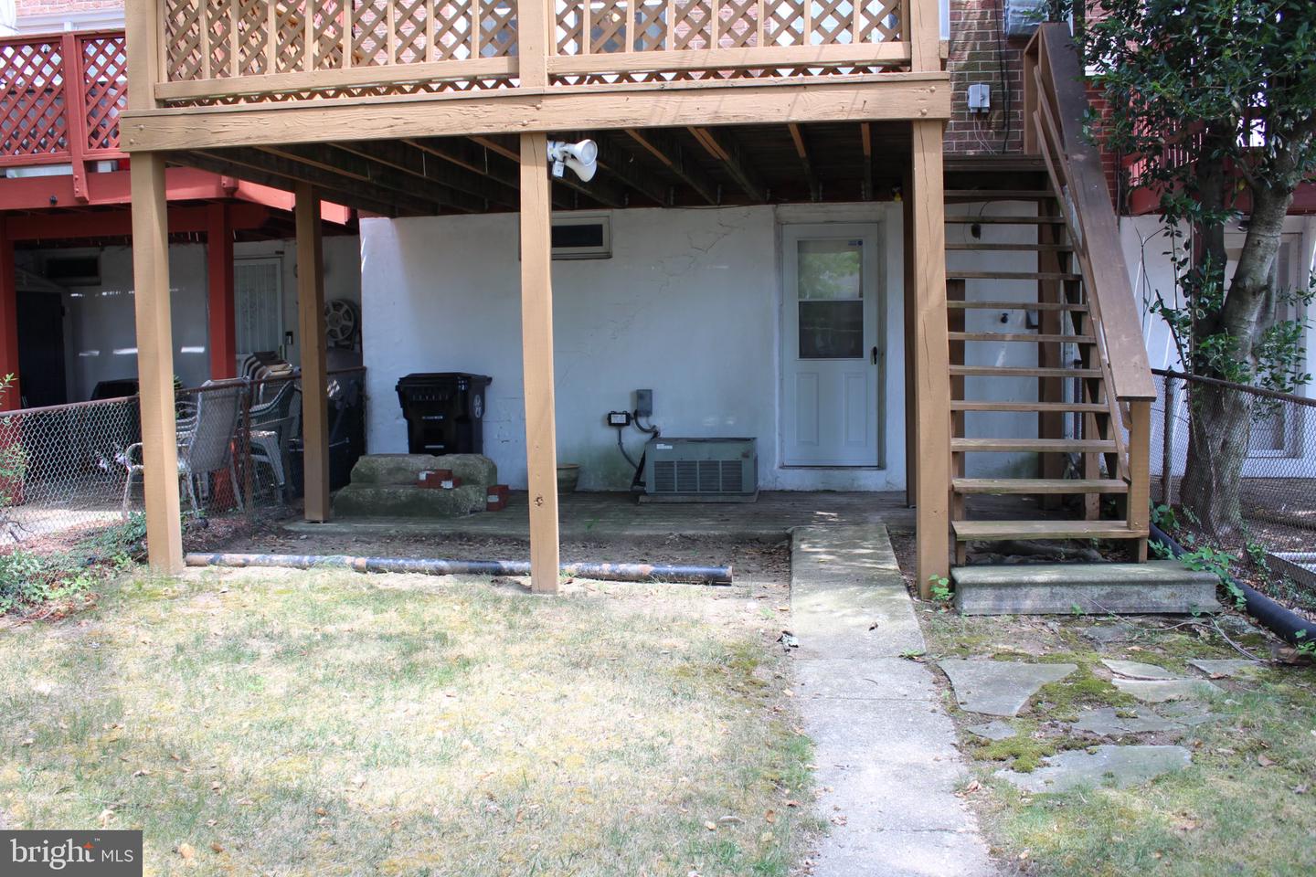 1120 Linkside Dr Property Photo 28