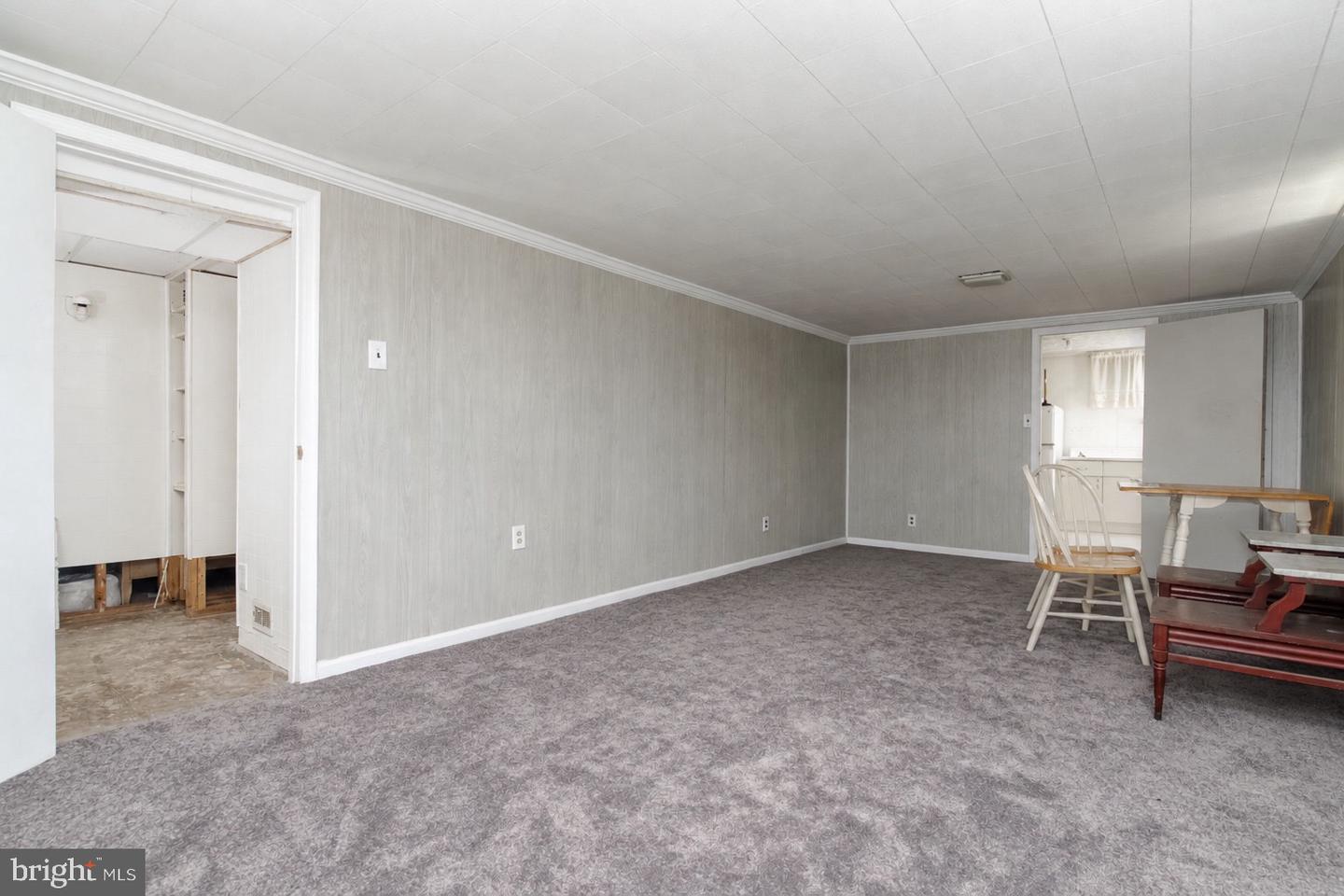2344 Martin Dr Property Photo 21