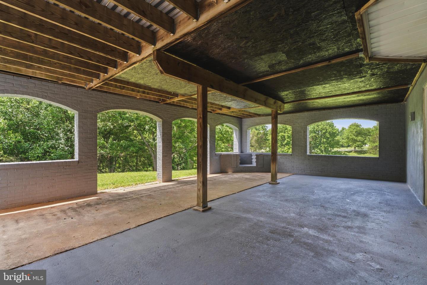 12424 Falls Rd Property Photo 68