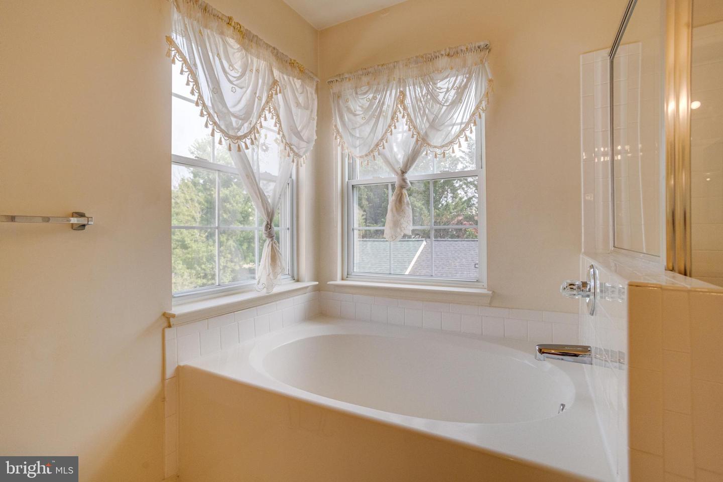 221 Seamaster Rd Property Photo 43