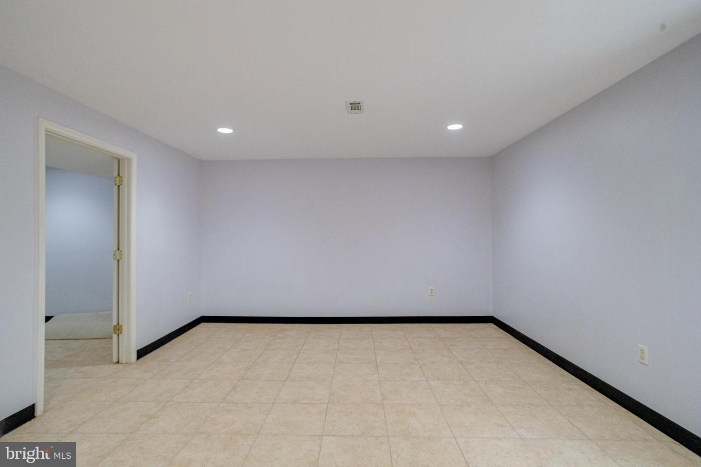 221 Seamaster Rd Property Photo 56