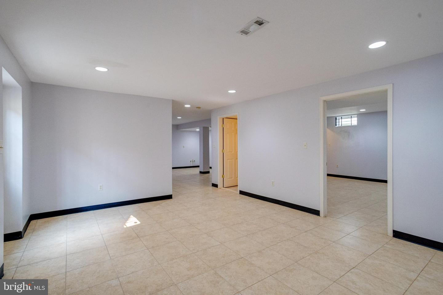221 Seamaster Rd Property Photo 58