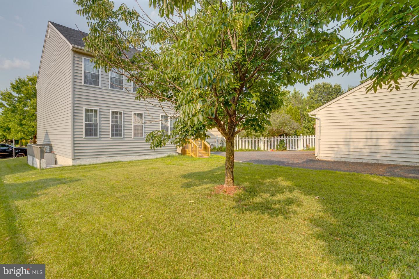 221 Seamaster Rd Property Photo 67
