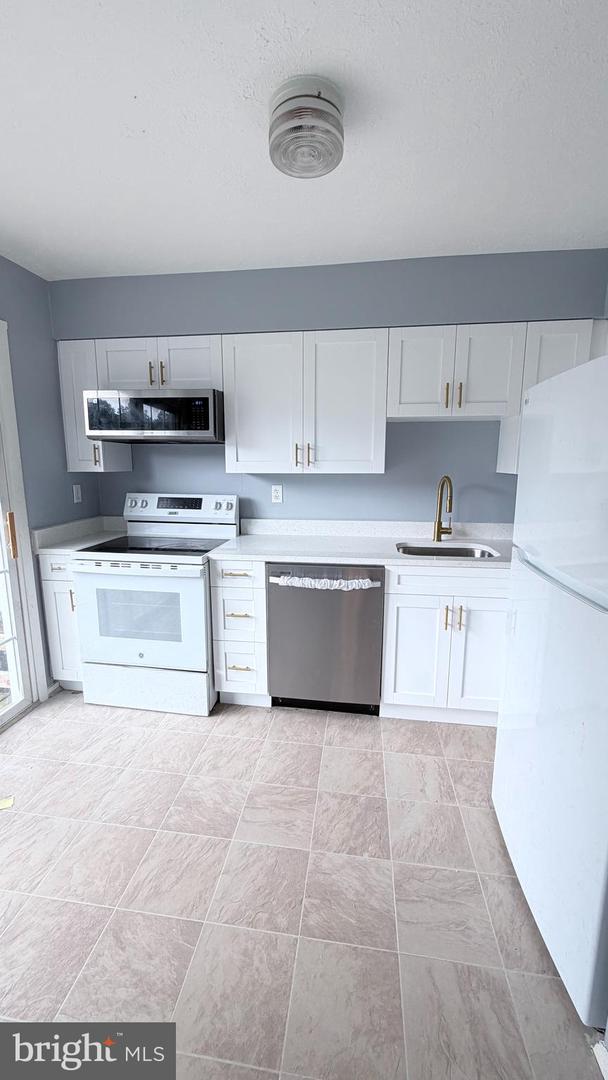 12 Hallview Ct Property Photo 8
