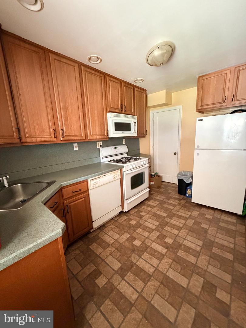 1707 Stokesley Property Photo 3