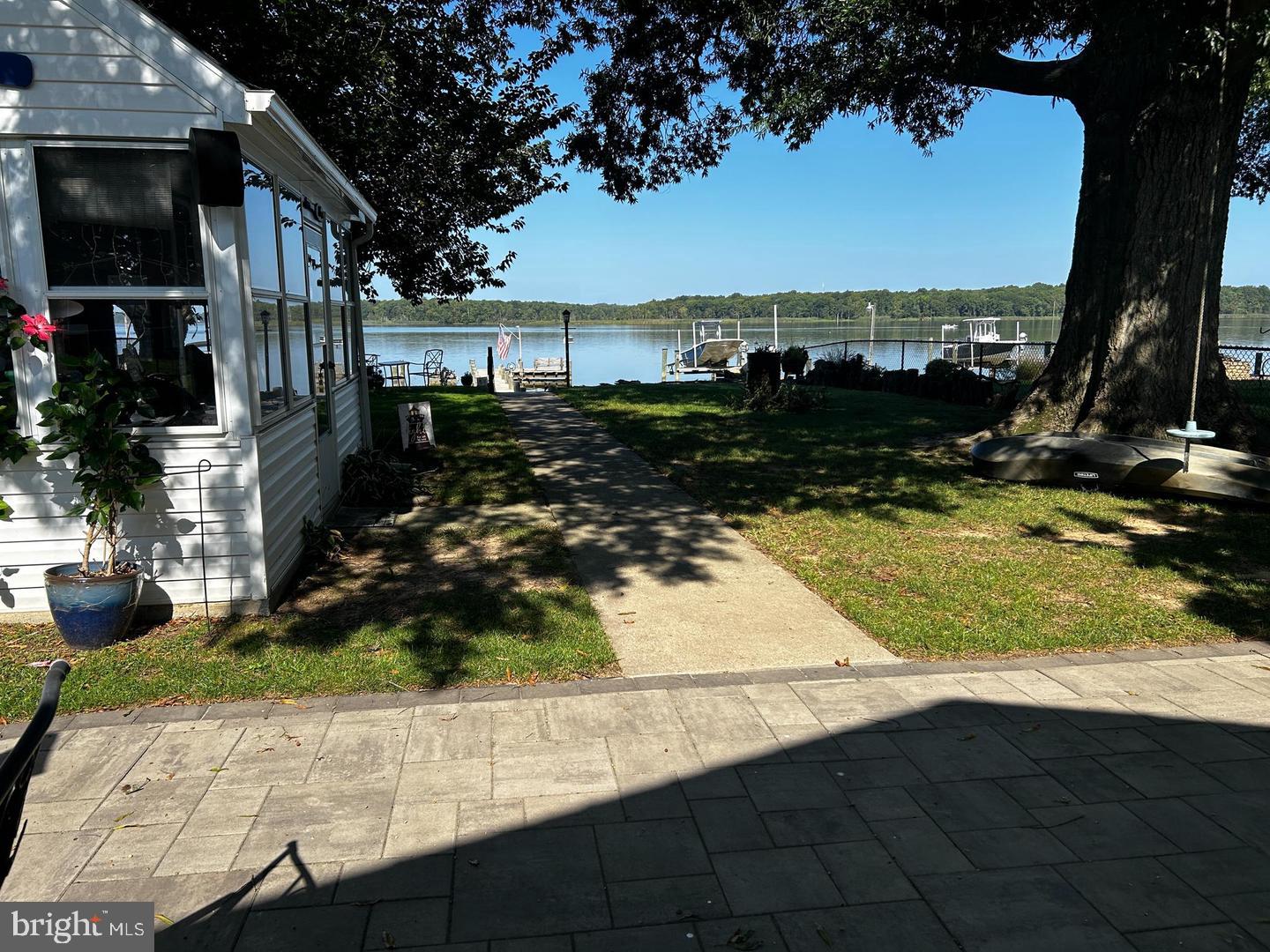 13202 Cherwin Property Photo 9