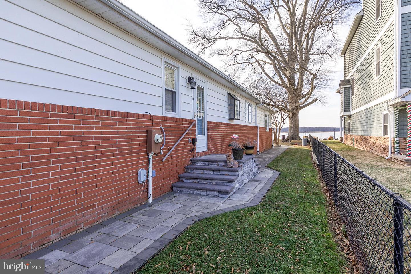13202 Cherwin Property Photo 36