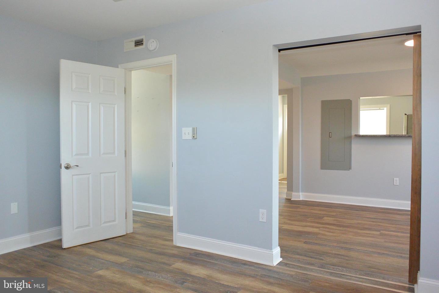 6807 York Rd #b Property Photo 17