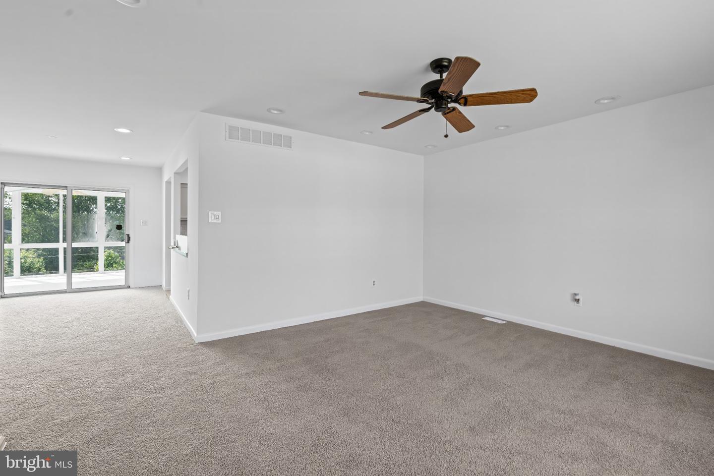 1317 Roxboro Rd Property Photo 6