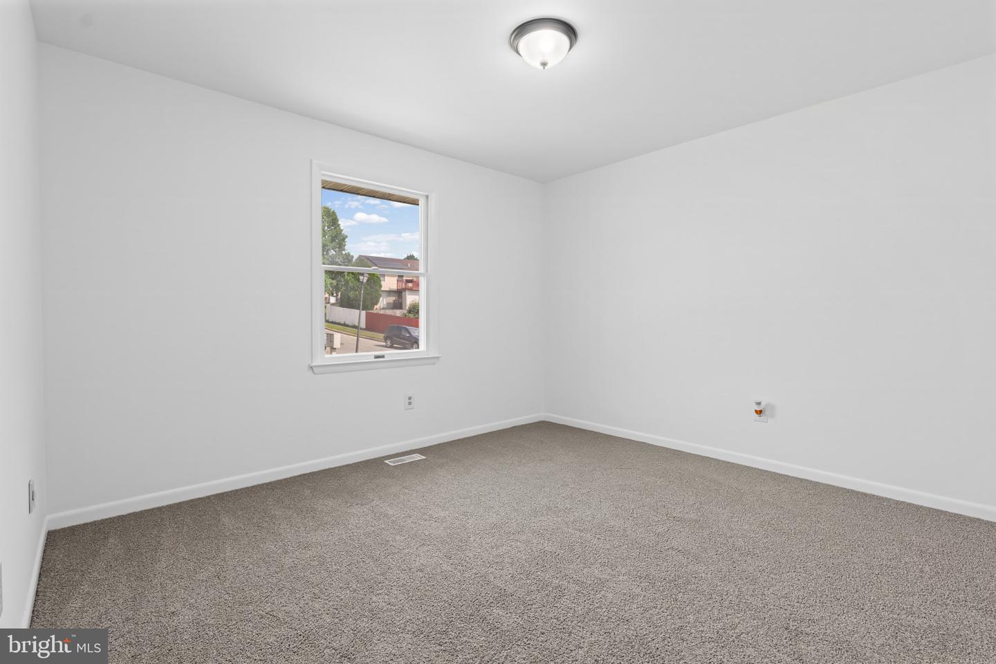 1317 Roxboro Rd Property Photo 18