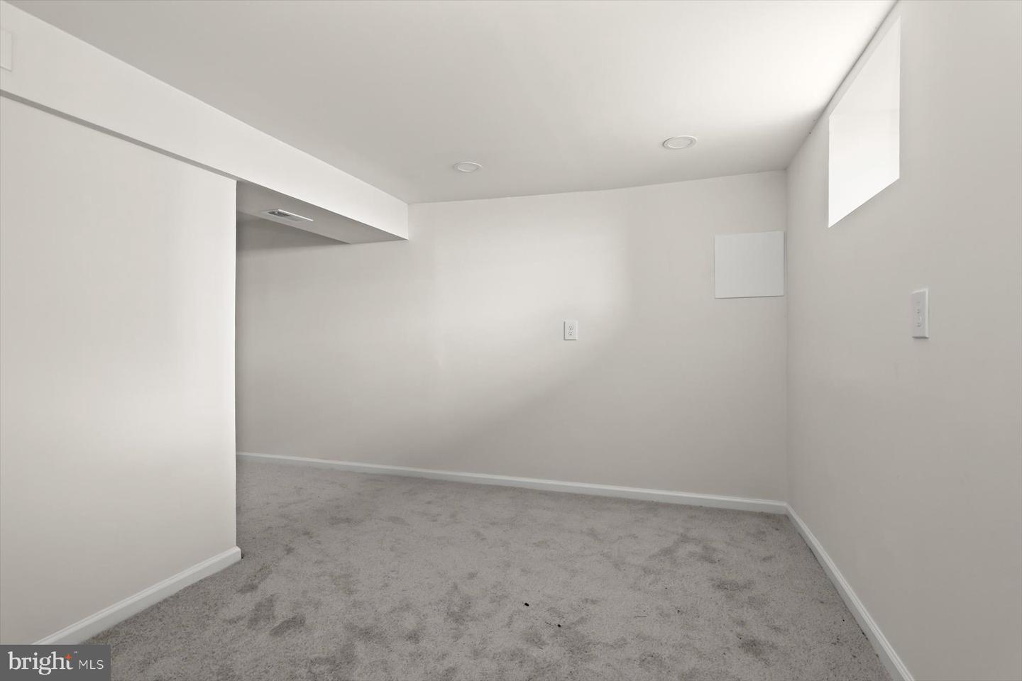 1747 Brookview Rd Property Photo 17