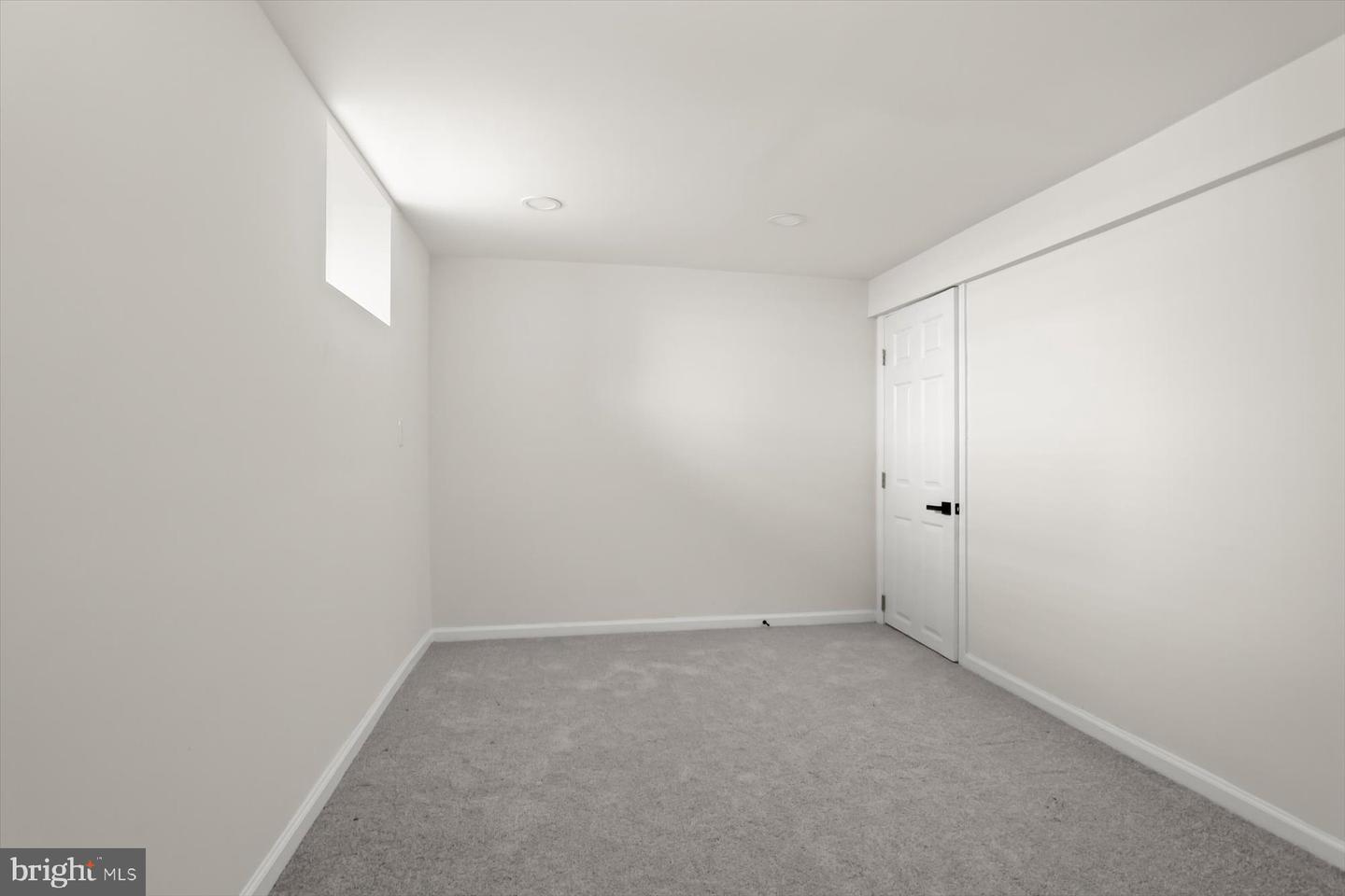 1747 Brookview Rd Property Photo 18