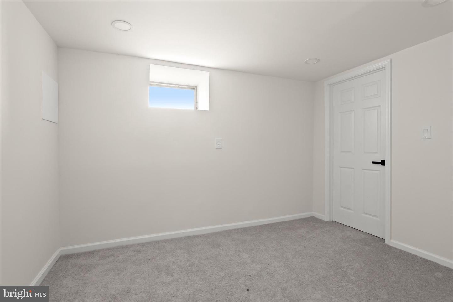 1747 Brookview Rd Property Photo 19
