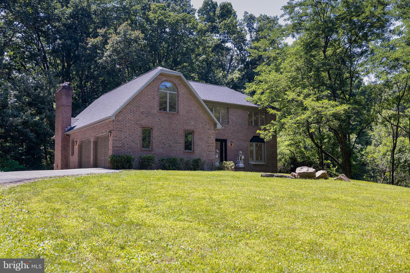 800 Berrymans Ln Property Photo 1