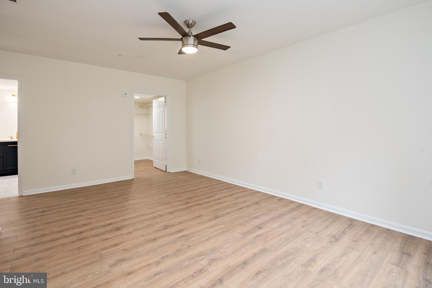 200 Belmont Forest Ct #101 Property Photo 18