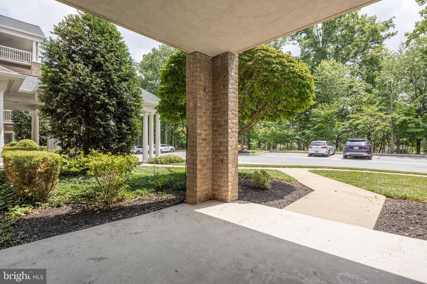 200 Belmont Forest Ct #101 Property Photo 34