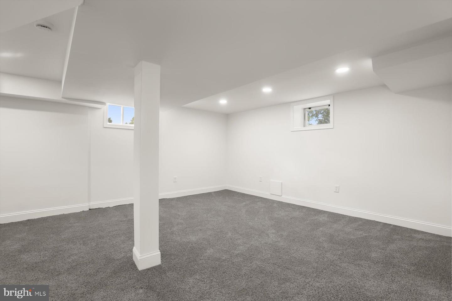 6521 Ridge Rd Property Photo 22