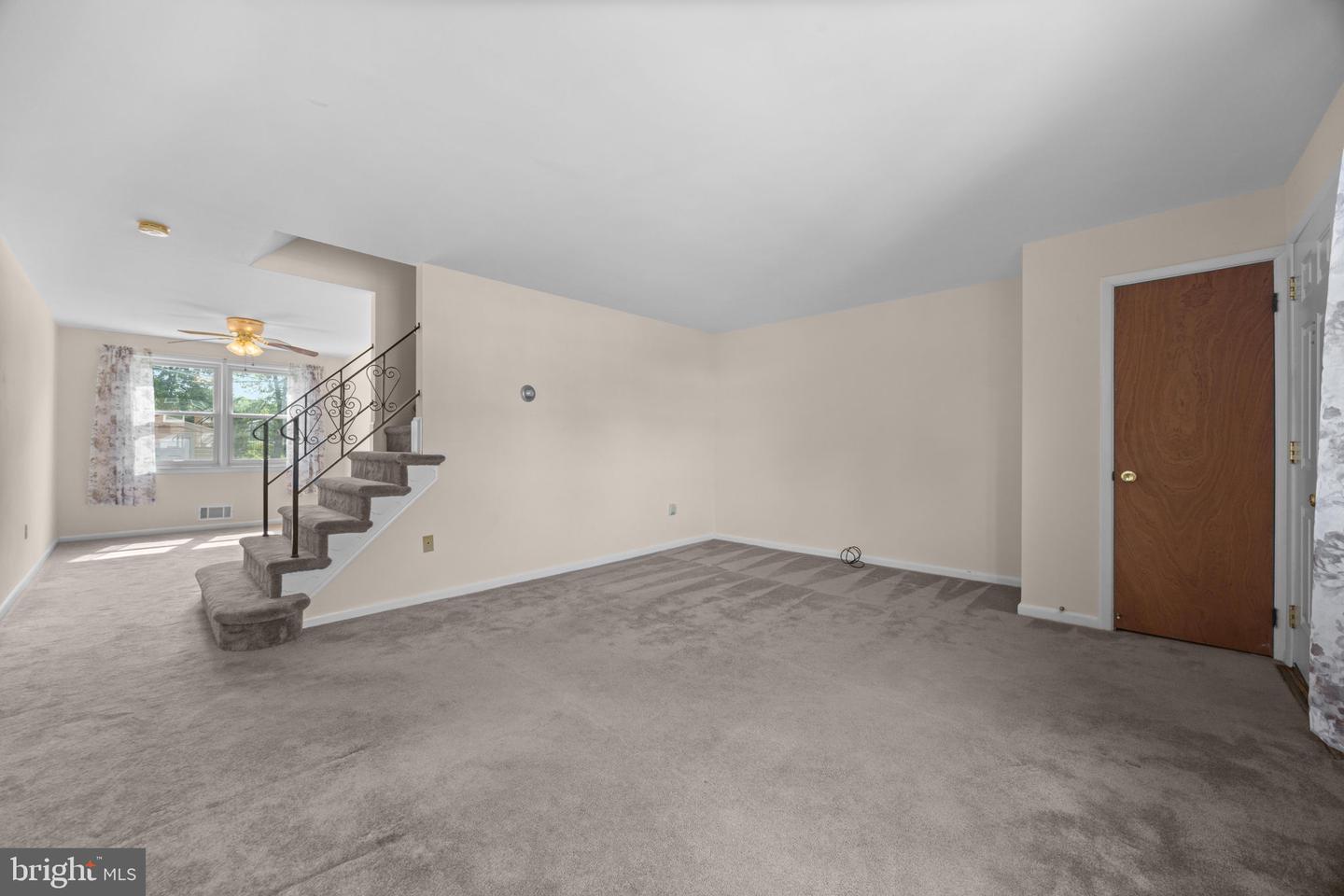 8549 Harris Ave Property Photo 5