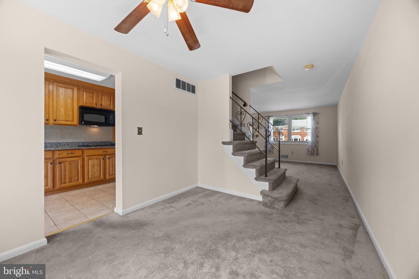 8549 Harris Ave Property Photo 8
