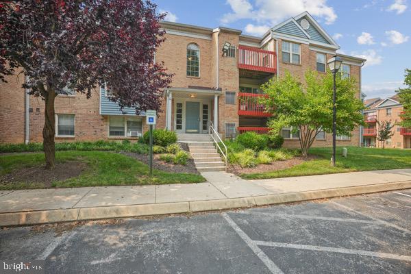 4 Cedar Valley Pl #202 Property Photo 2