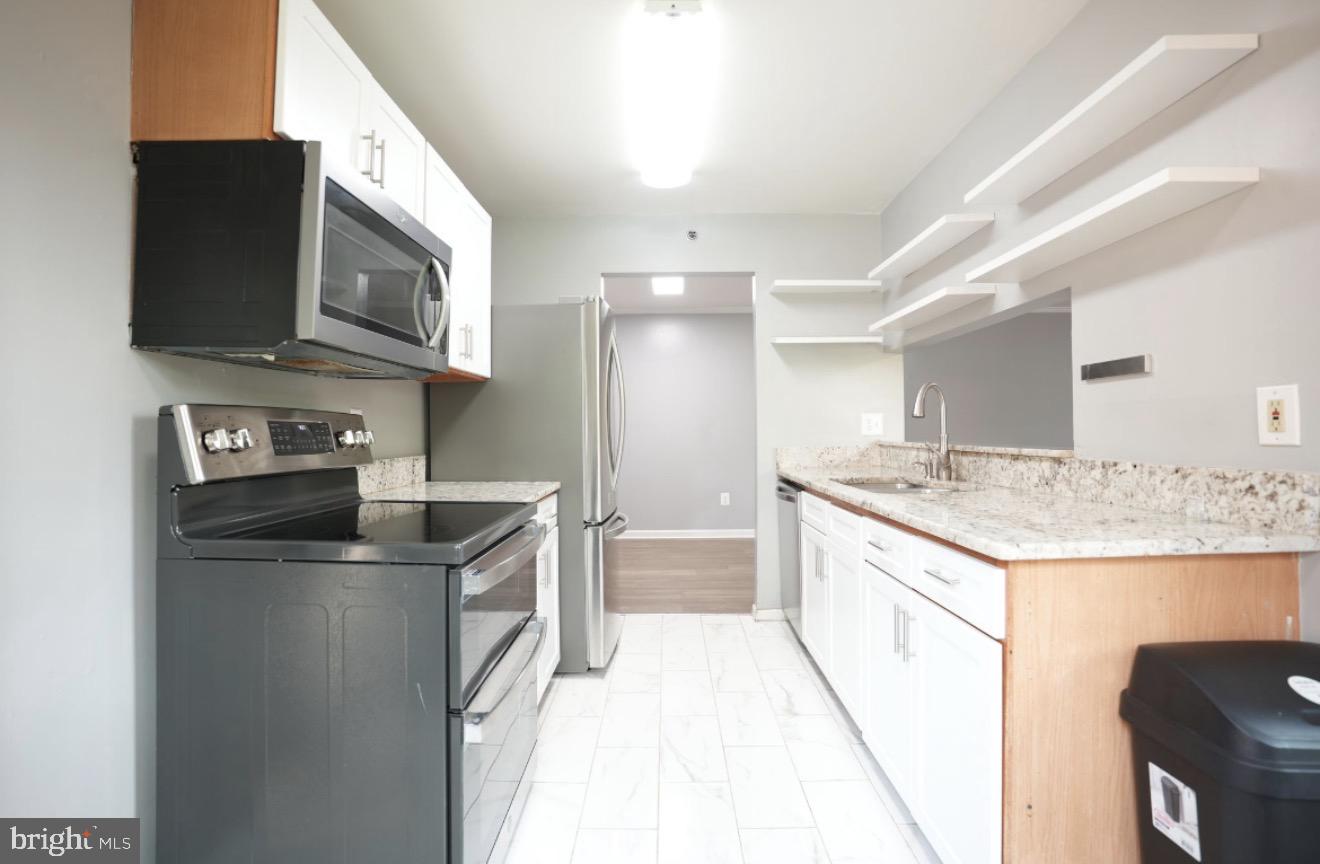 4 Cedar Valley Pl #202 Property Photo 10