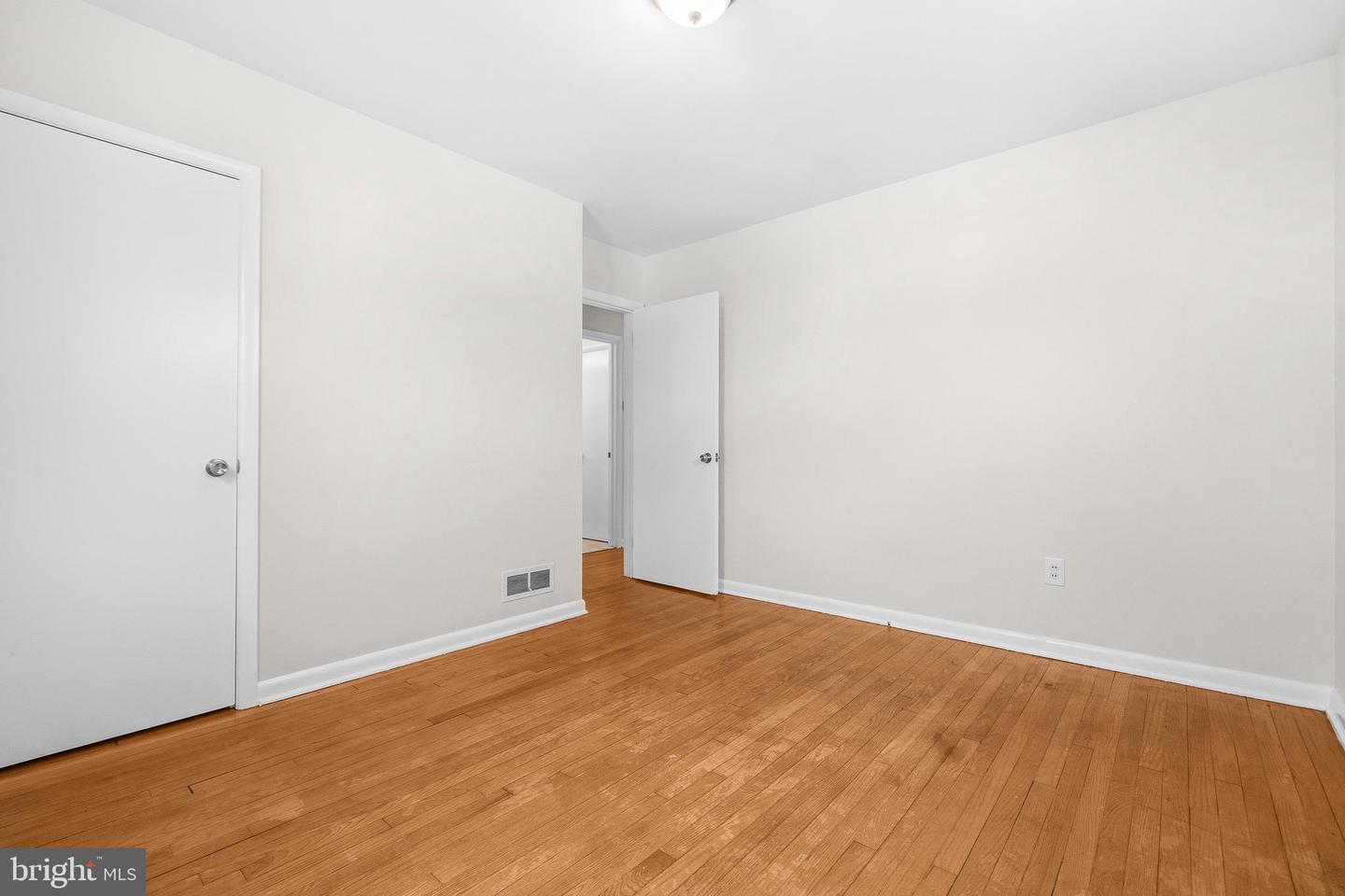 3016 5th Ave Property Photo 11