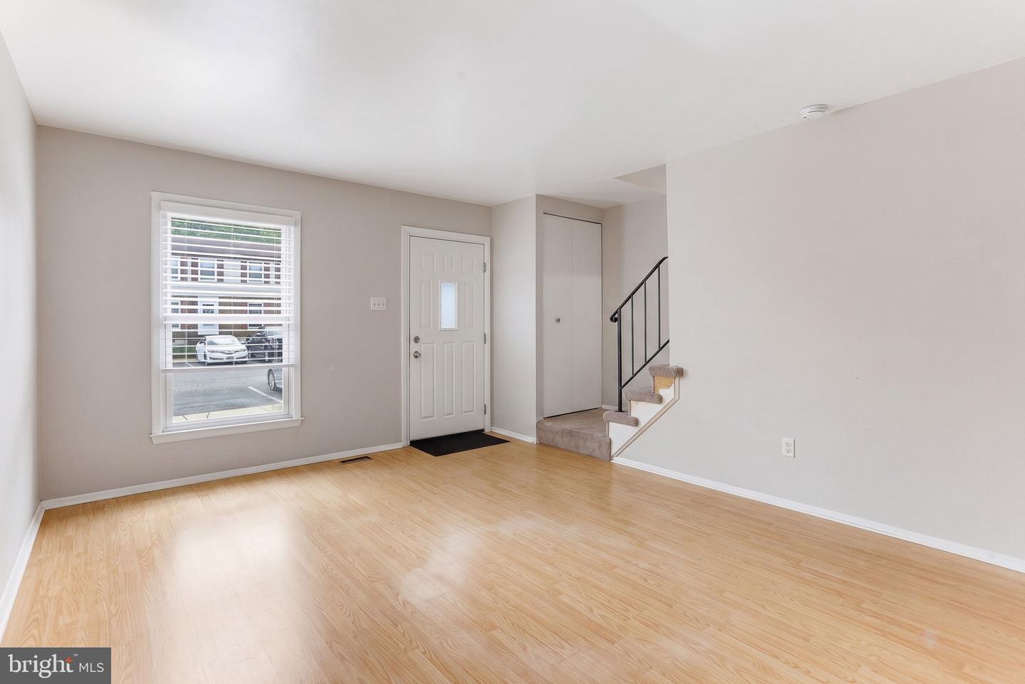 10 Kilmory Ct #24e Property Photo 2