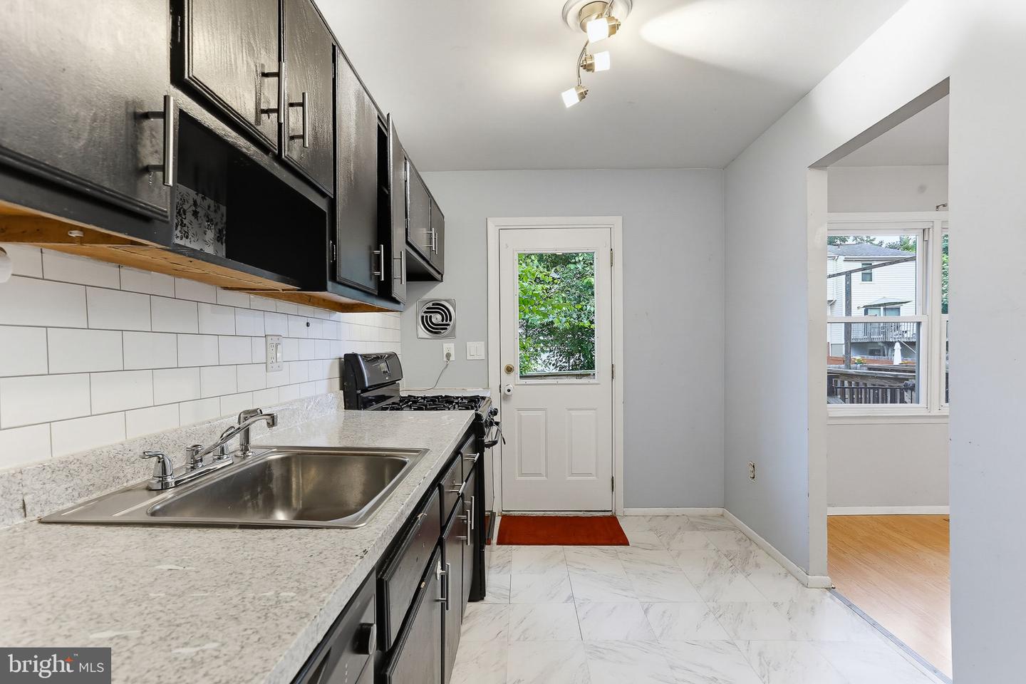 10 Kilmory Ct #24e Property Photo 7