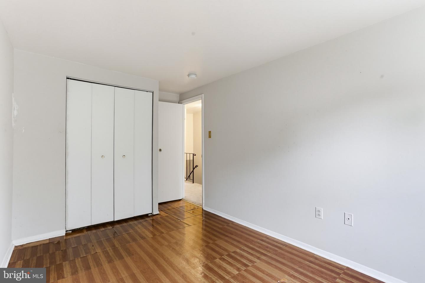 10 Kilmory Ct #24e Property Photo 17