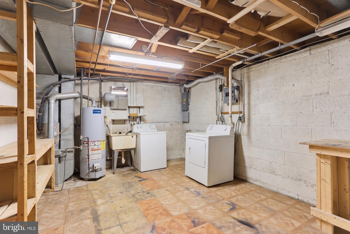 10 Kilmory Ct #24e Property Photo 18