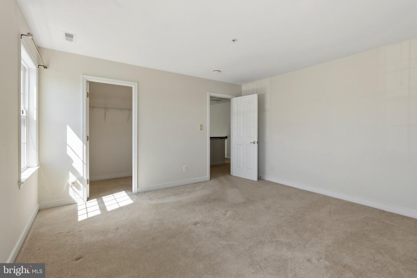 915 Zenith Dr Property Photo 42