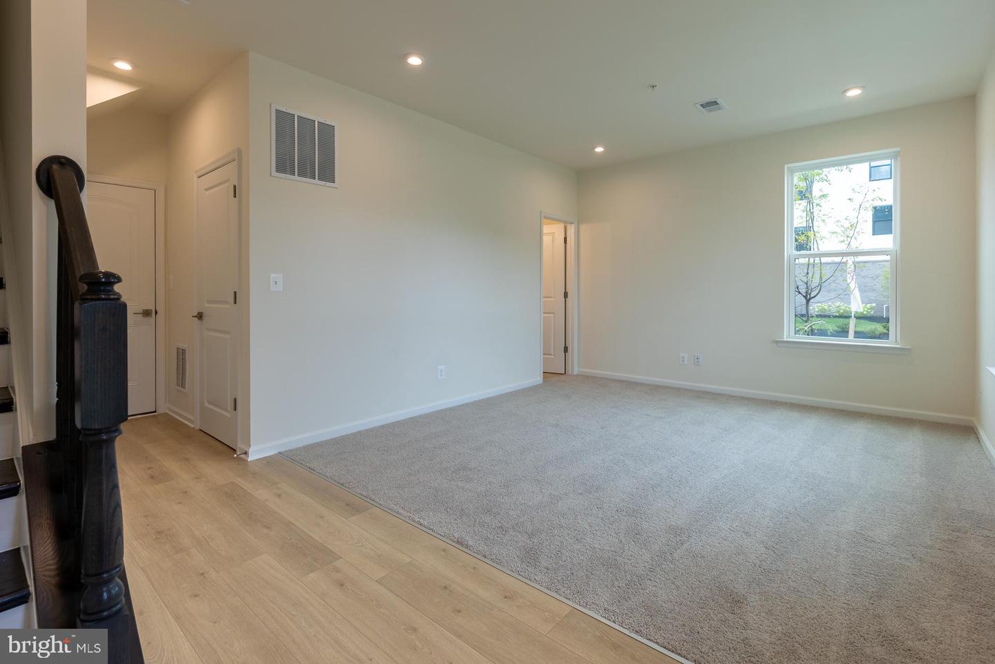 1823 Constellation Dr Property Photo 10