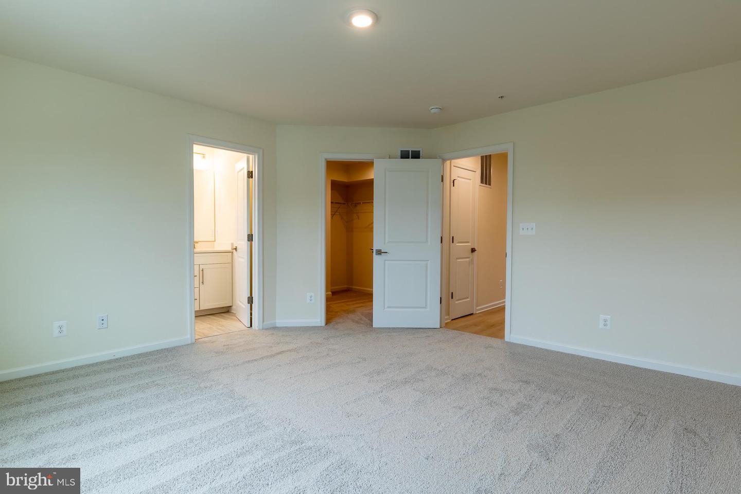 1823 Constellation Dr Property Photo 14