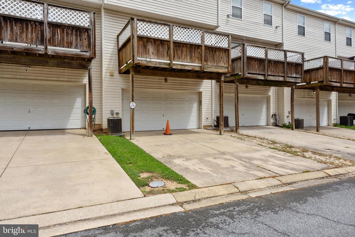 874 Lowe Rd Property Photo 13
