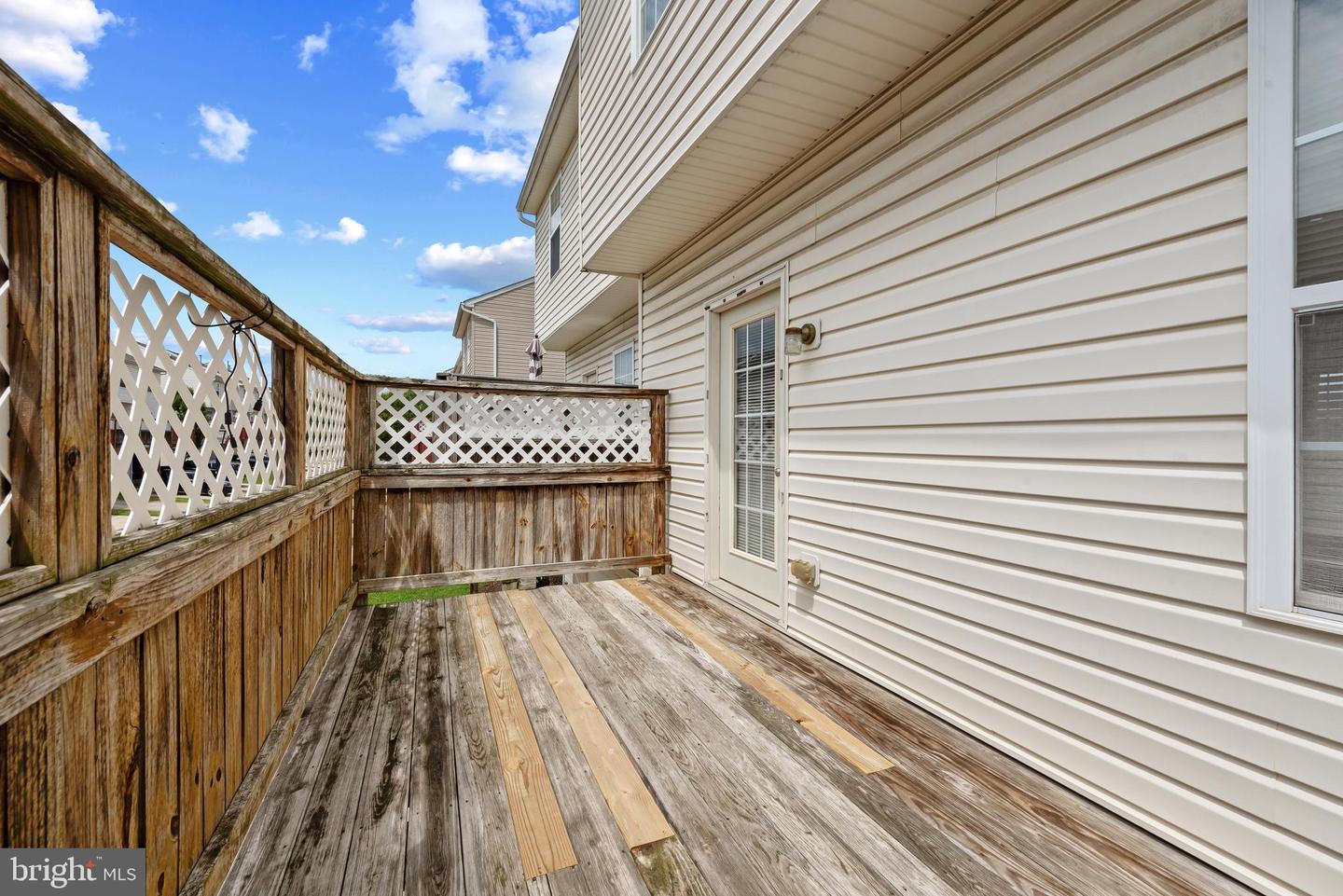 874 Lowe Rd Property Photo 14