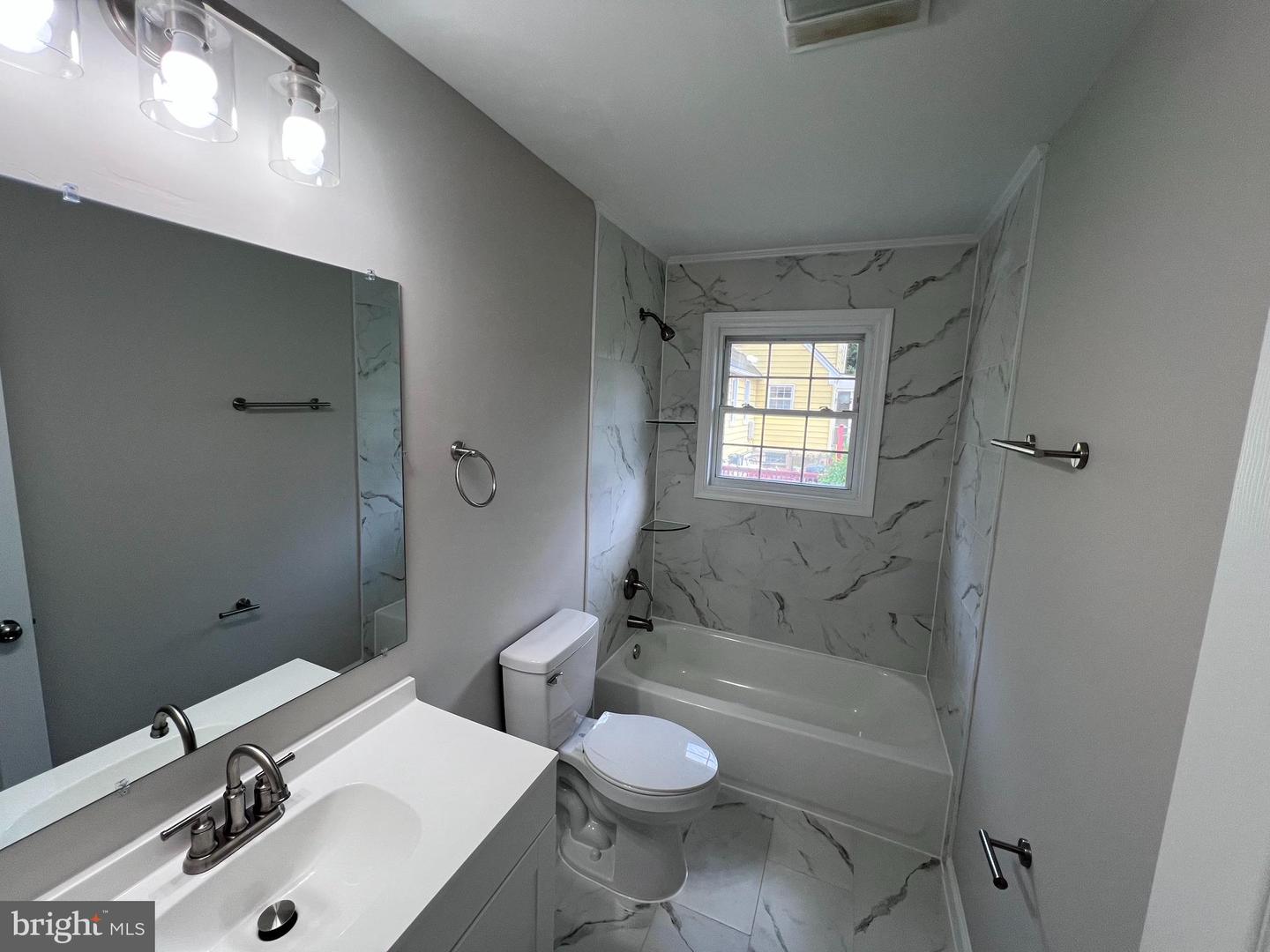 1717 Greenspring Dr Property Photo 25