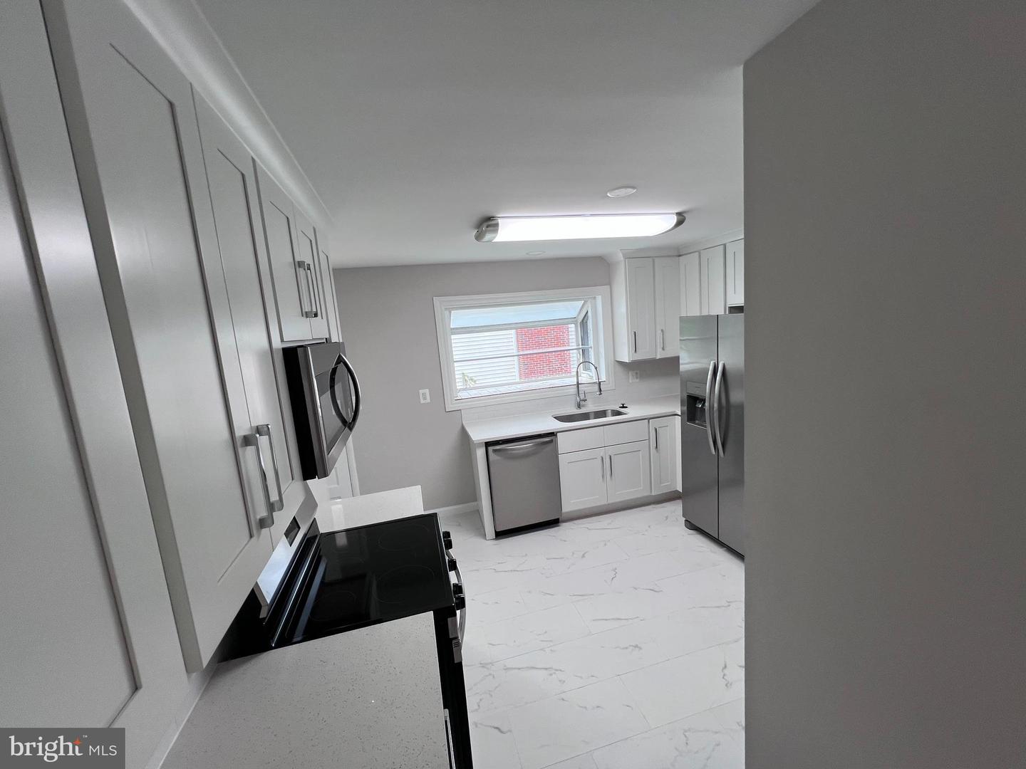 1717 Greenspring Dr Property Photo 27