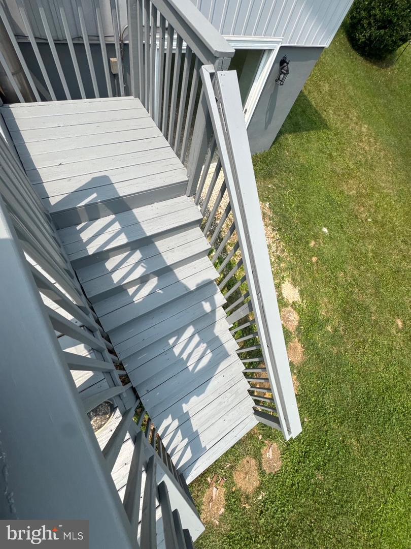 1717 Greenspring Dr Property Photo 33