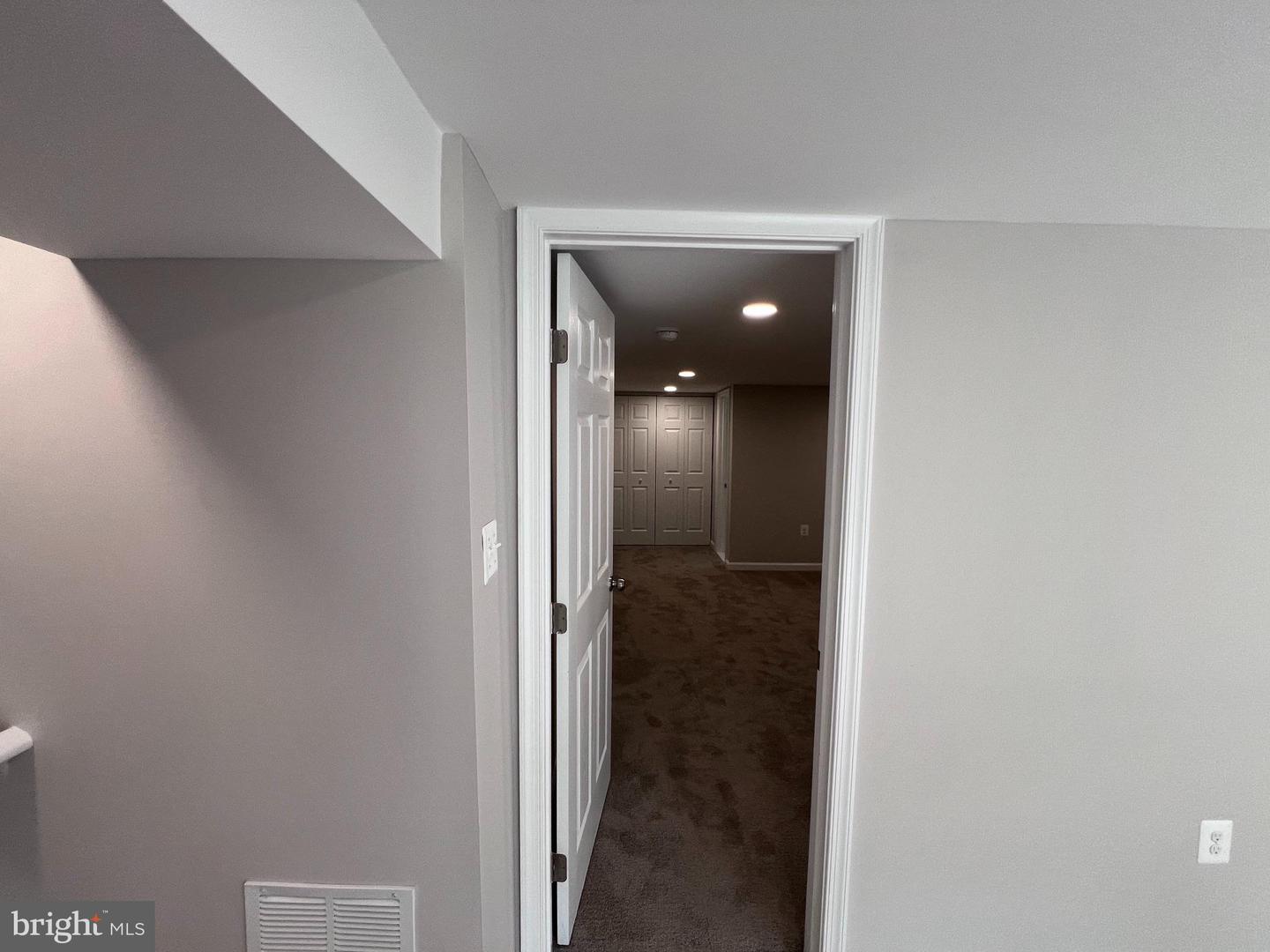 1717 Greenspring Dr Property Photo 45