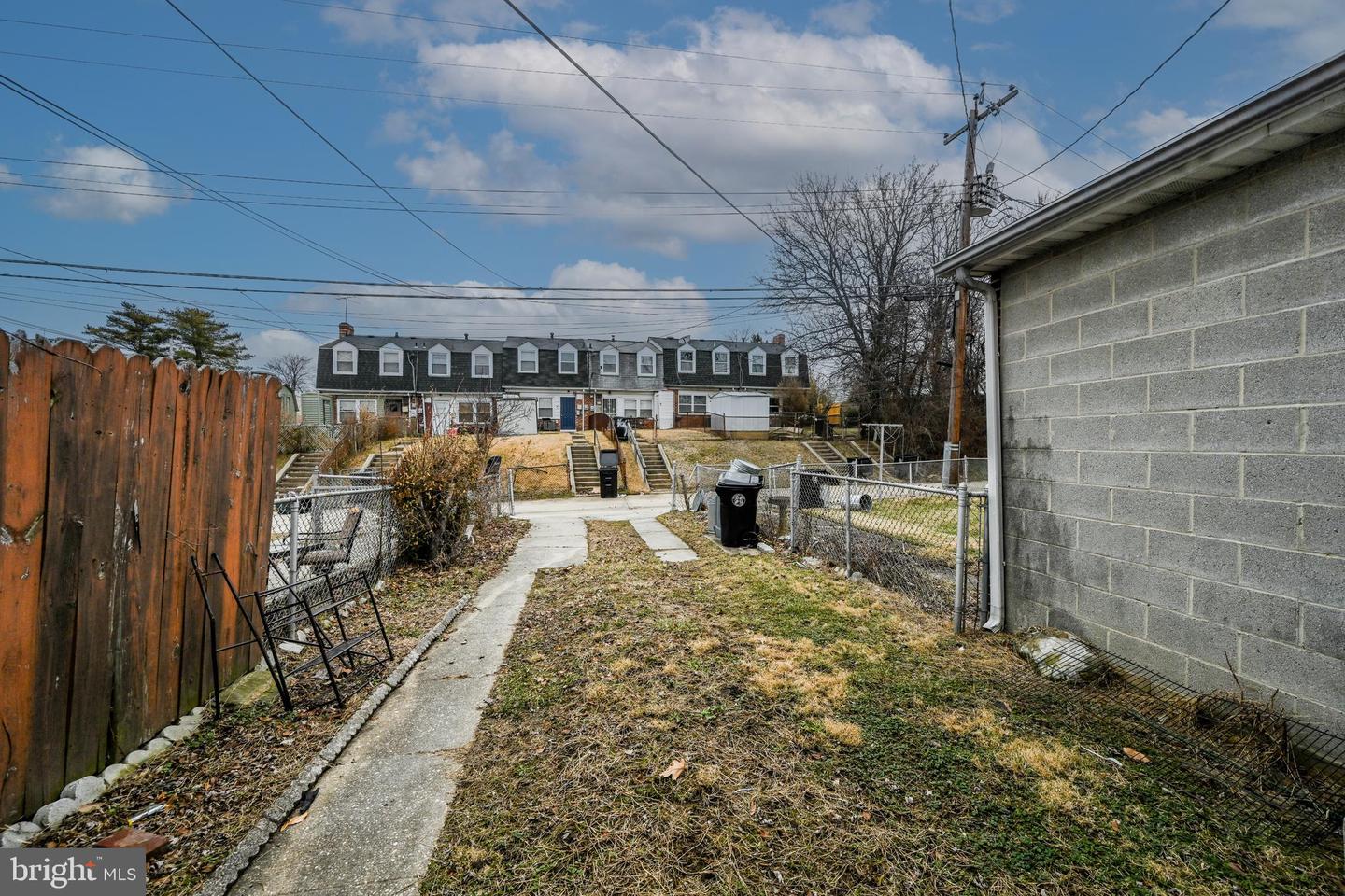 1610 Wentworth Ave Property Photo 4