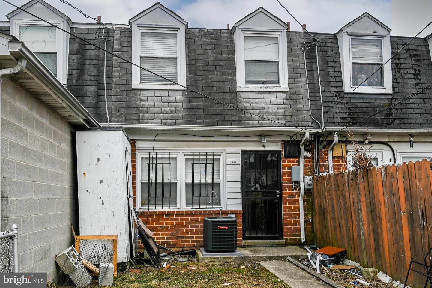 1610 Wentworth Ave Property Photo 7