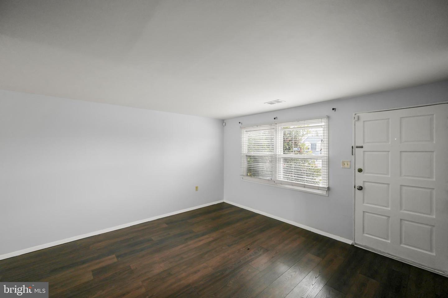 1610 Wentworth Ave Property Photo 11
