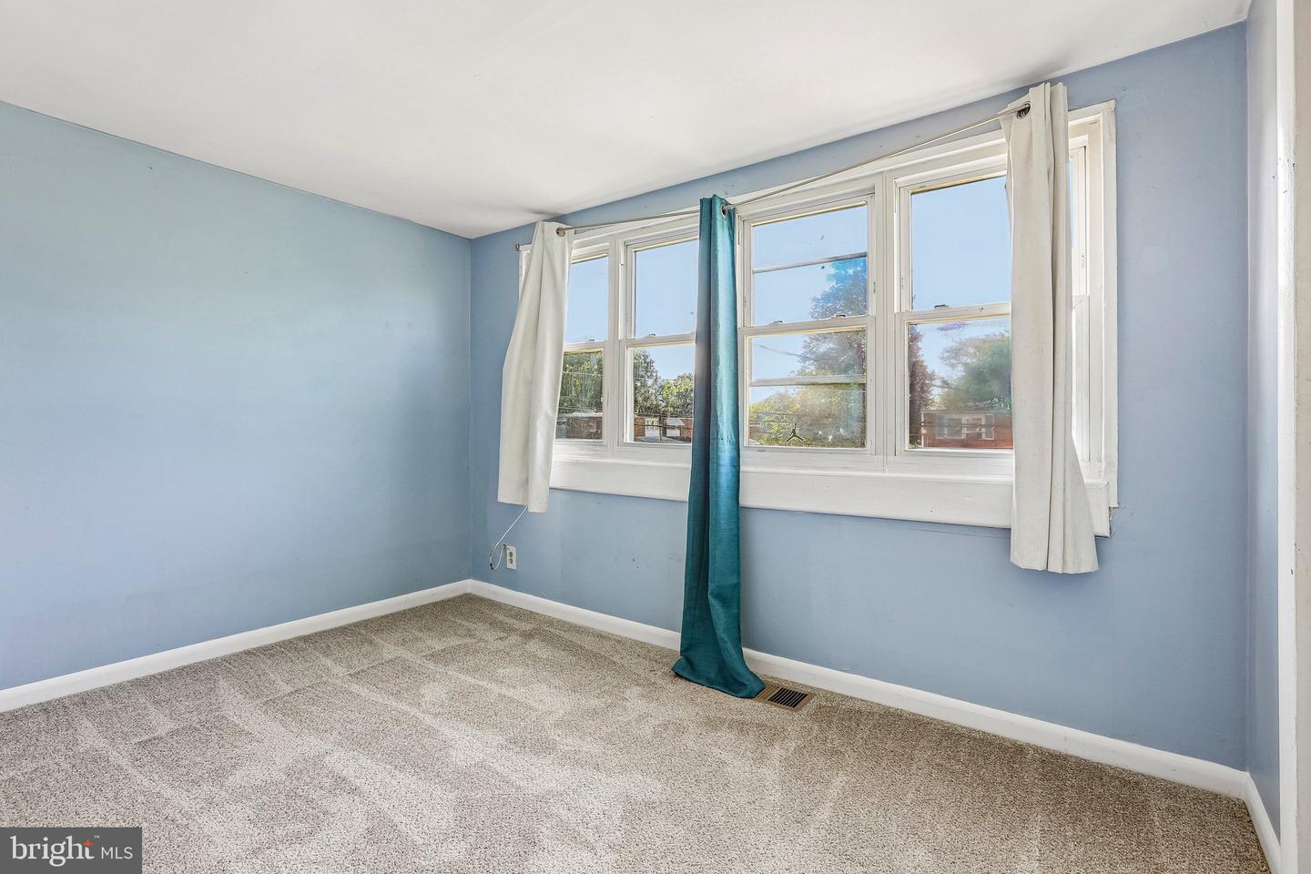 454 Bigley Ave Property Photo 12